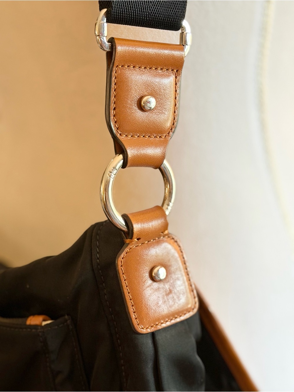 EUC Ralph Lauren Women’s Black and Brown Crossbody Messenger Bag. Like new! - Picture 7 of 8